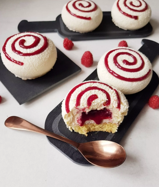 Entremet verveine et framboise