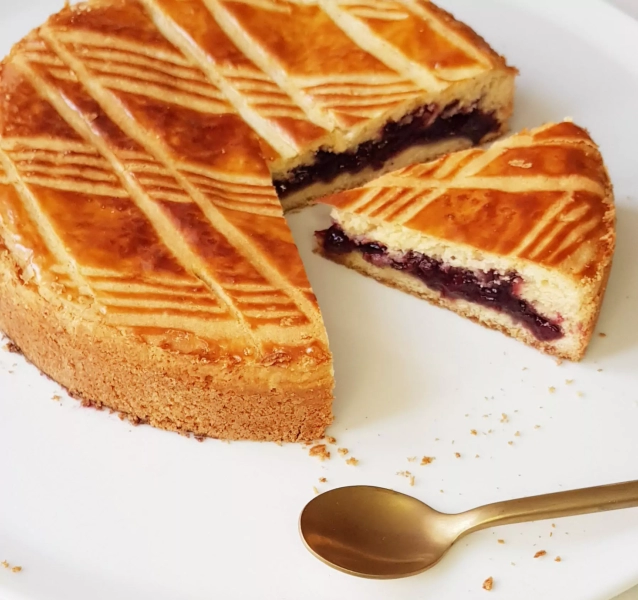 Gâteau basque à la cerise TM