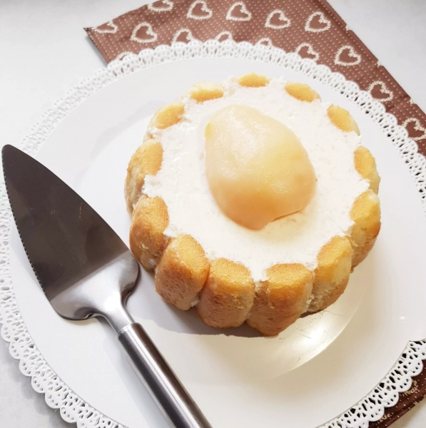 Charlotte poires et fromage blanc