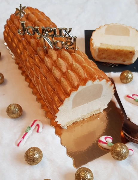 Bûche ananas, vanille et rhum