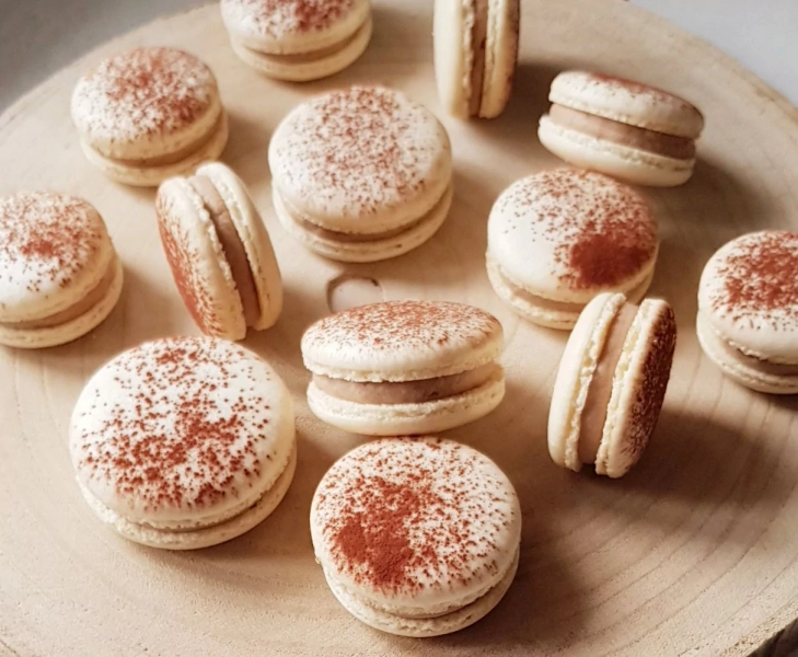 Macarons  tiramisu