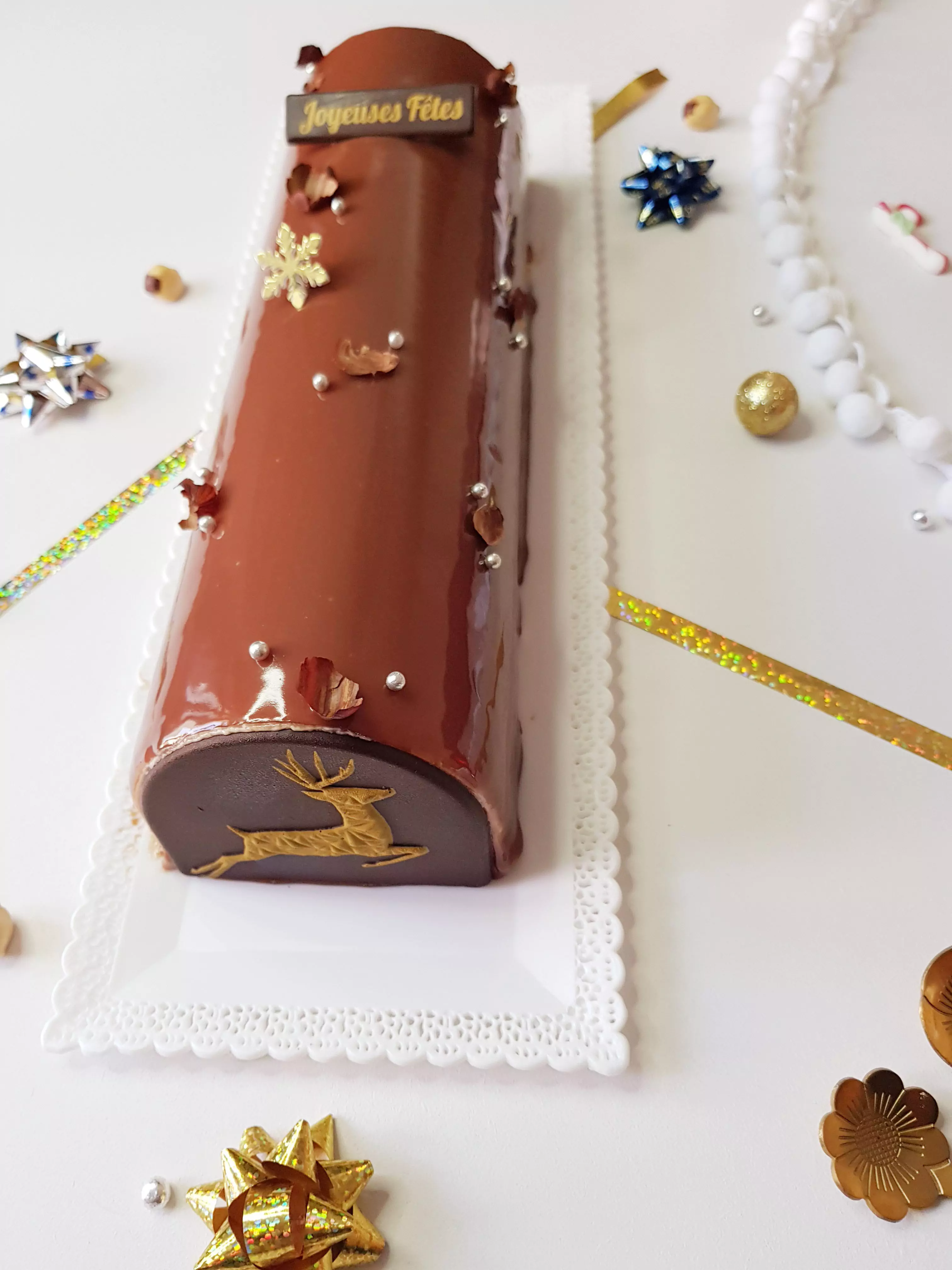 Glaçage miroir chocolat au lait sans glucose sans lait concentré